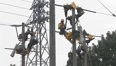 特殊考題百百種！台電考試得爬高、台鐵得負重