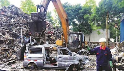 央視揭江蘇報廢車黑色產業鏈 拆零件改年份上路成「計時炸彈」