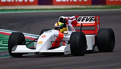 Vettel emotional after Senna, Ratzenberger tribute