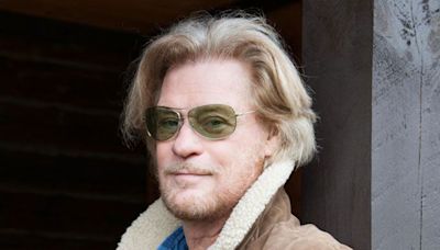 Daryl Hall Talks Solo Project ‘D,’ Dave Stewart & John Oates Split