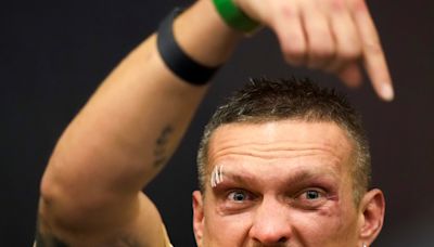 Oleksandr Usyk, el rey indiscutido de los pesados, desató la euforia en Ucrania y ofrece esperanza para la guerra