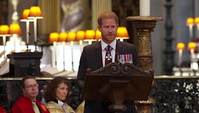 Duke of Sussex and Damian Lewis deliver readings at Invictus Games service