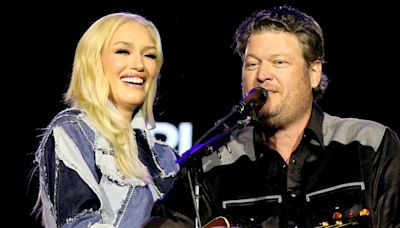 Blake Shelton and Gwen Stefani Open New Bar With Surprise Performance