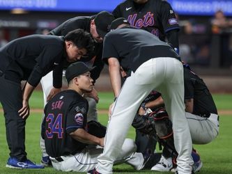 Mets' Kodai Senga exits season debut with calf injury; MRI set for Saturday