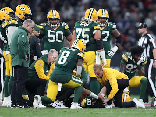 Jordan Love Exits Packers Game Early With Apparent Injury