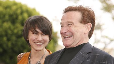 El rumor sobre Robin Williams que su hija ha desmentido en el décimo aniversario de su muerte: "Completamente falso"