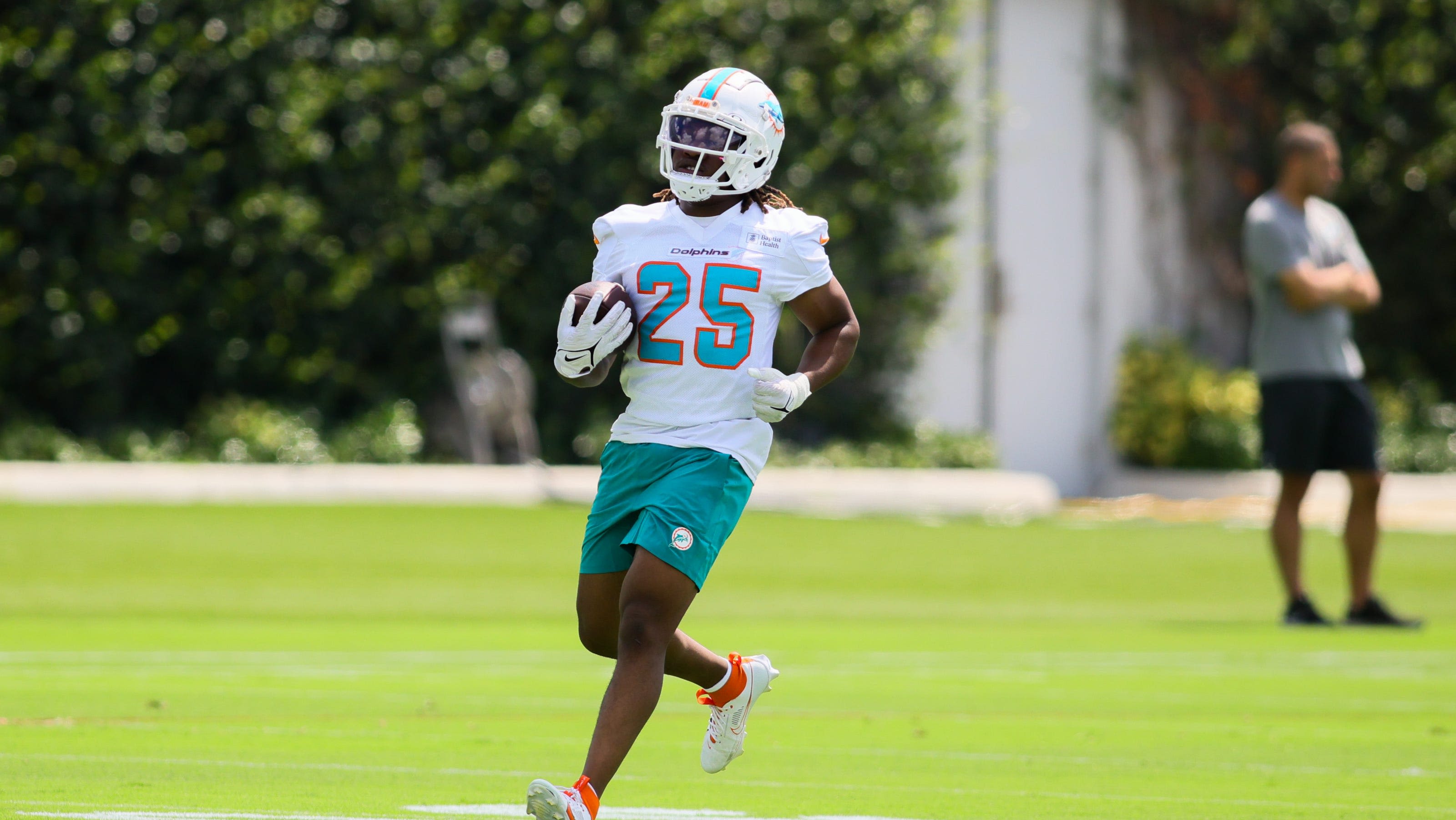 Miami Dolphins coaches spill the tea on rookies Jaylen Wright, Patrick Paul