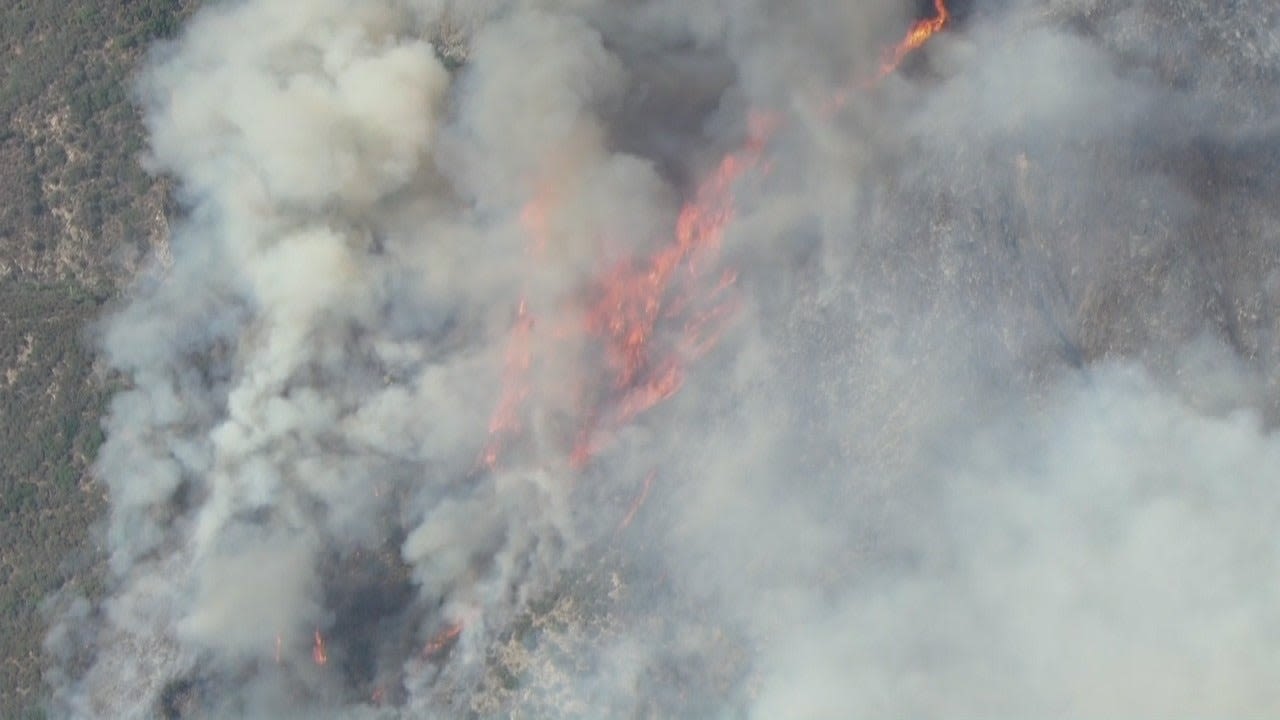 Massive brush fire burns parts of Angeles National Forest in San Gabriel Valley