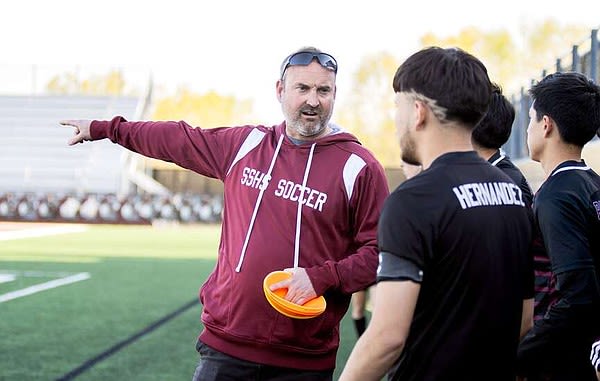 Moses pulls double duty for Siloam Springs soccer | Arkansas Democrat Gazette