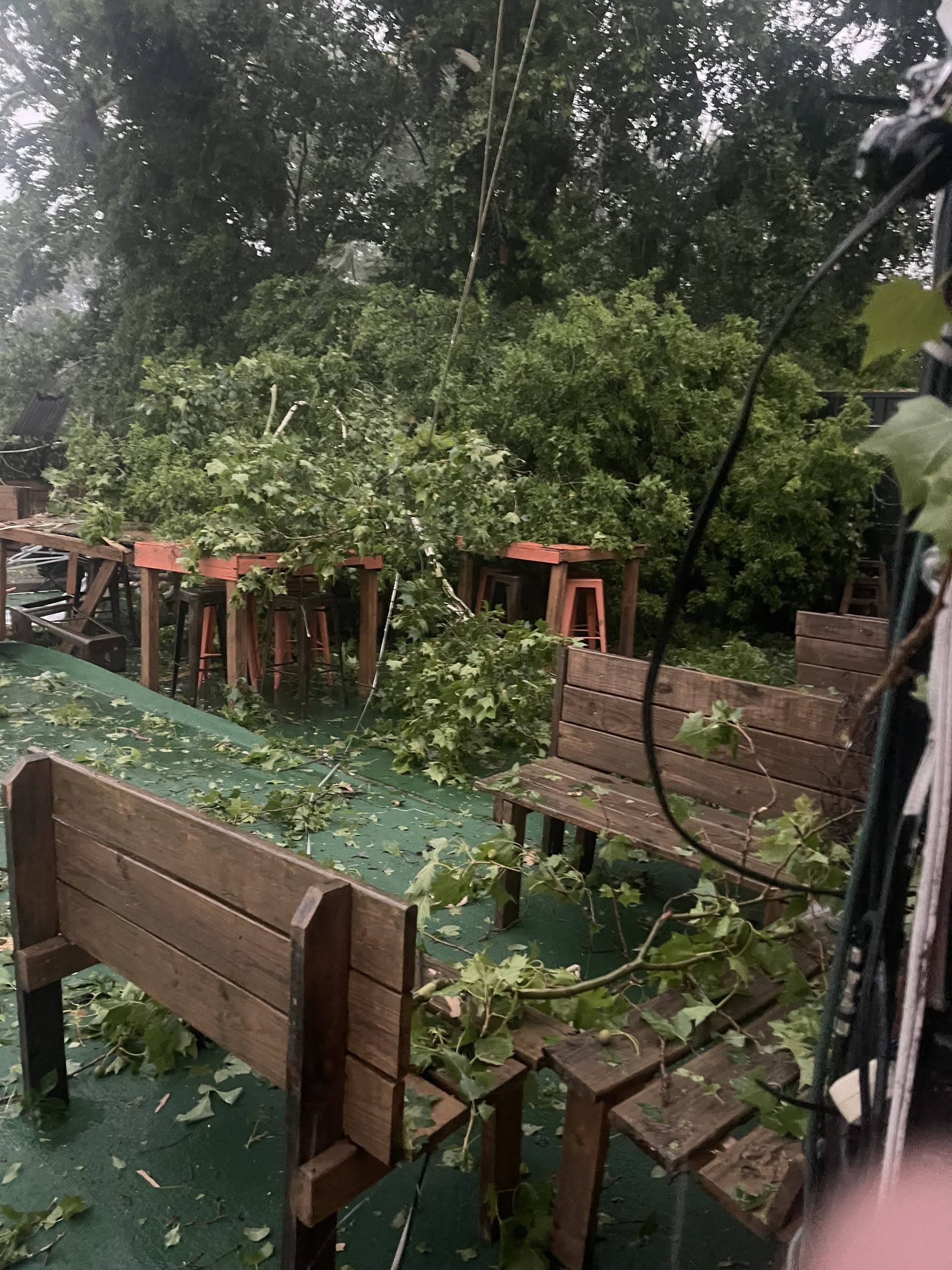 Houston restaurant owners scramble to get patrons to safety amid blistering derecho: 'It was horrible'