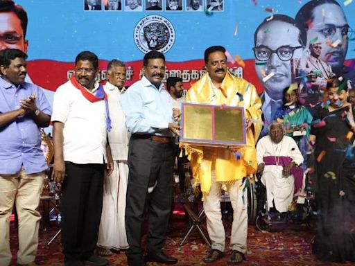 VCK leader presents ‘Ambedkar Sudar’ award to actor Prakash Raj