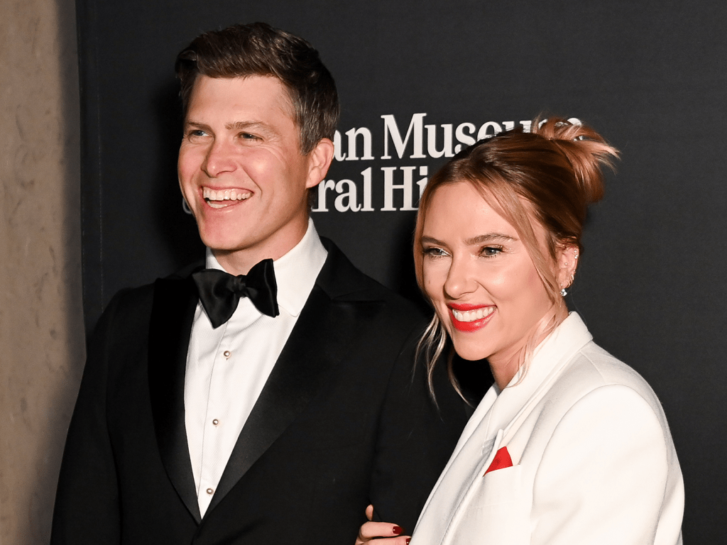 Colin Jost’s Retelling of His First Date With Scarlett Johansson Is as Sweet as It Gets