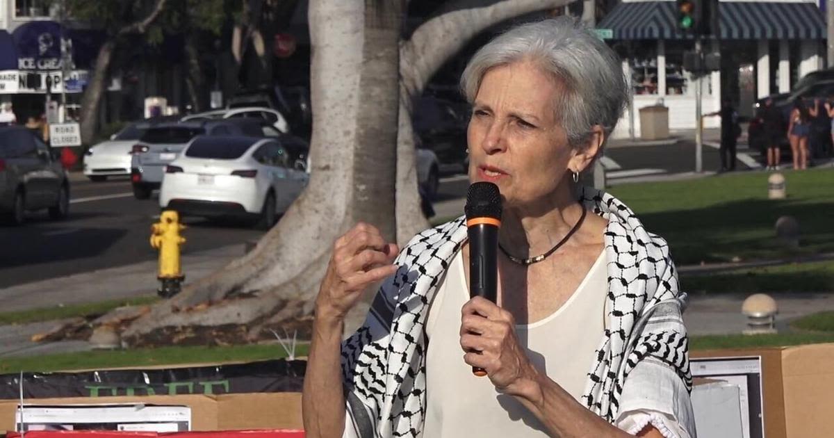 CA: California: Jill Stein visits Laguna Beach - 54810522