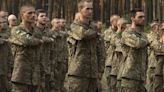 Ucrania estudia reclutar hasta a 20.000 presos para reforzar a su Ejército
