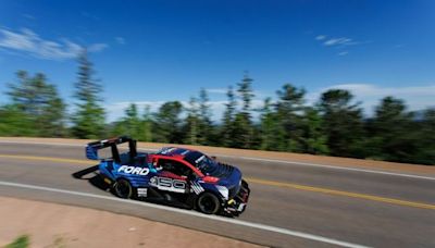 Pikes Peak 2024 : La « course vers les nuages » remportée par un Français, au volant d’un pick up