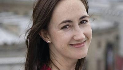 Shopaholic author Sophie Kinsella diagnosed with aggressive brain cancer