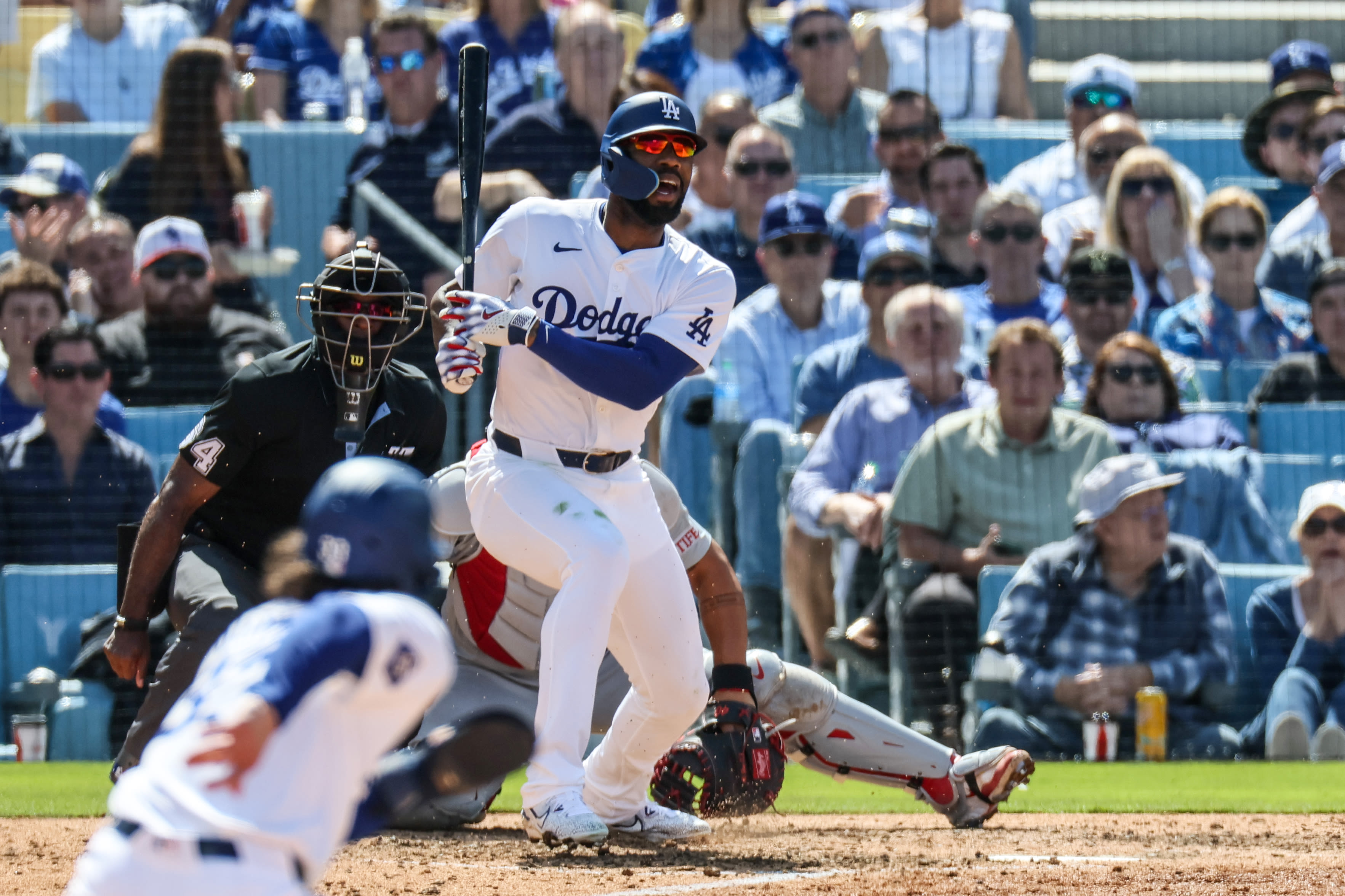 Jason Heyward grateful to return as the Dodgers roll past the visiting Reds