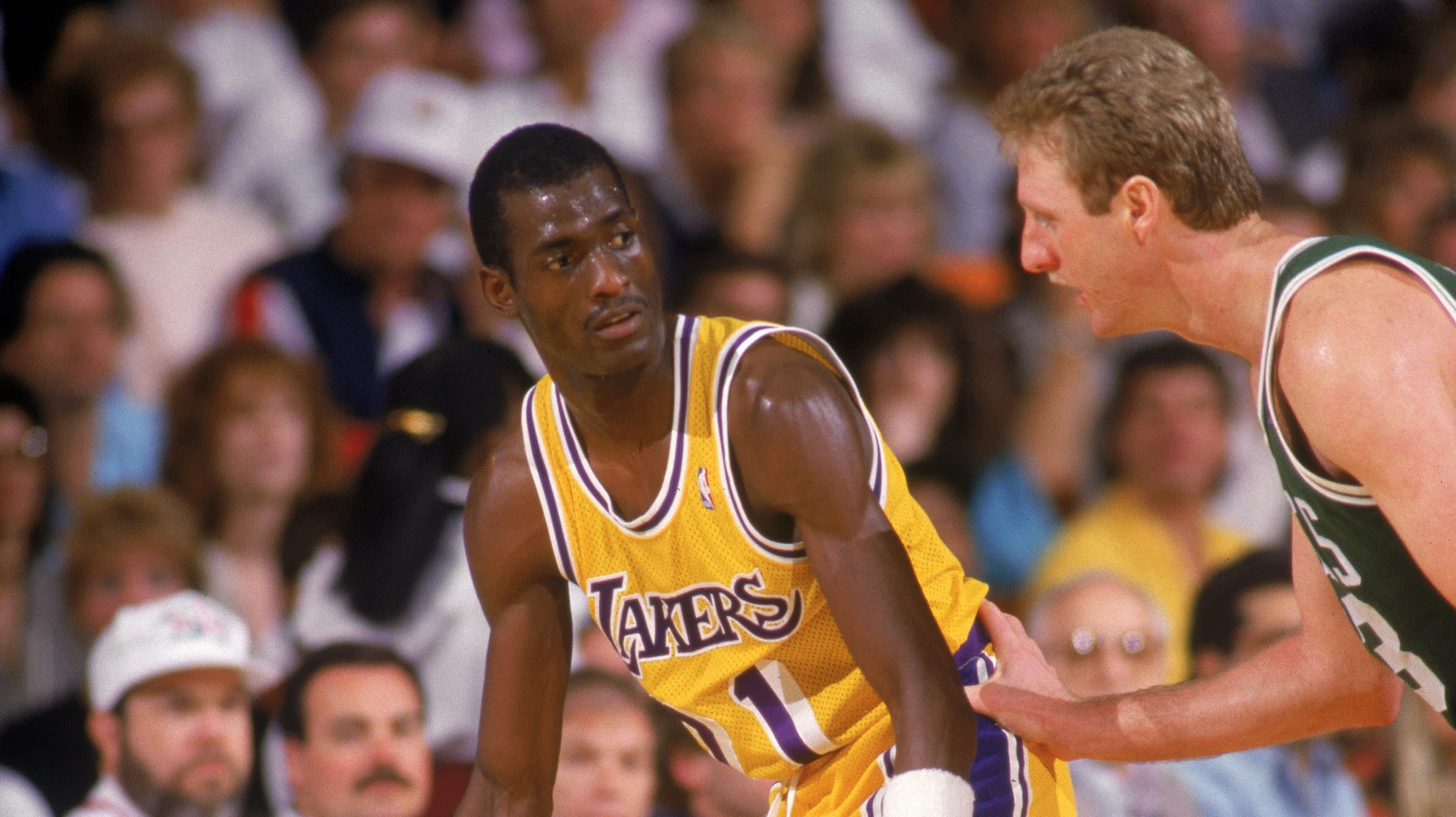 Lakers Legend Reluctantly Chooses Larry Bird Over LeBron James