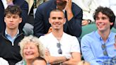 À Wimbledon, Romeo Beckham apparaît en bonne compagnie