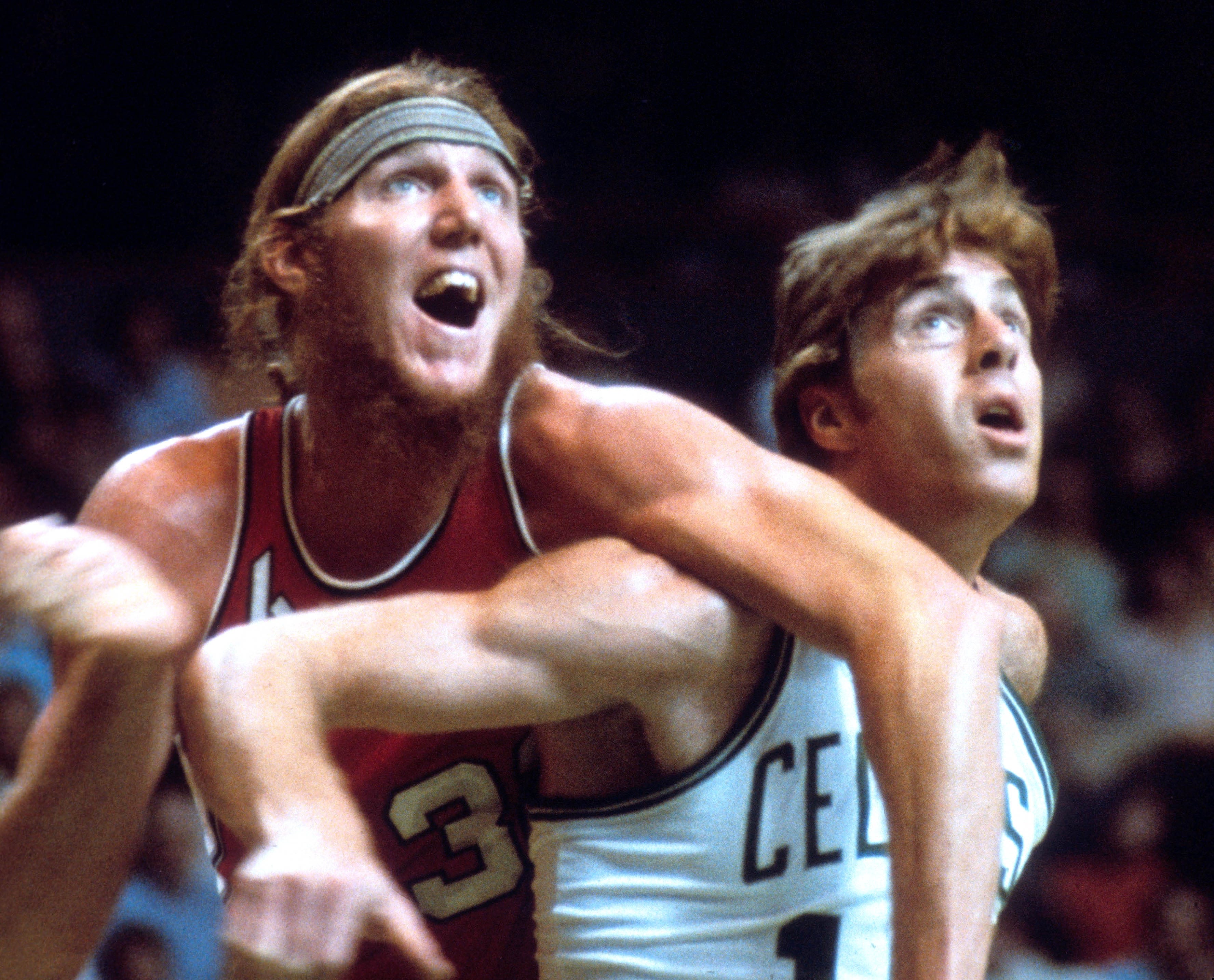 Celtics legend Dave Cowens showing off his shooting touch at 67