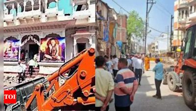 Devotees stop demolition of temple in Ujjain | Bhopal News - Times of India