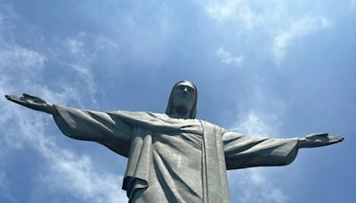 Celebração de Corpus Christi no Cristo Redentor inclui tapete sustentável para abertura da Semana do Meio Ambiente