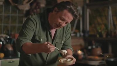 Jamie Oliver slammed by viewers for the 'worst sentence ever heard'