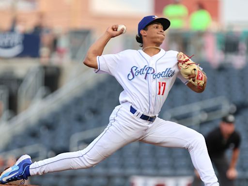 Yilber Diaz set for major league debut for Diamondbacks vs. Braves