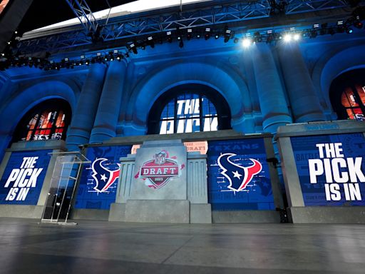 What time does the 2024 NFL Draft start tonight? Free live stream, draft order