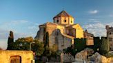 El pueblo de Tarragona que hasta el 'National Geographic' recomienda visitar: un paraíso medieval a pie de playa