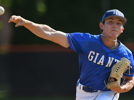 Illinois recruit Luke Weber, the 2024 News-Sun Baseball Player of the Year, in ‘complete control’ for Highland Park