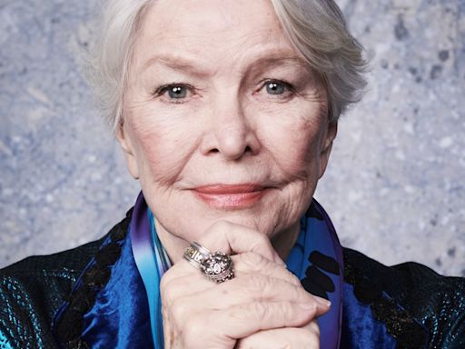 Ellen Burstyn Barely Survived Childhood. Then She Won an Oscar, a Tony and Two Emmys.