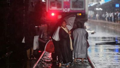 Weather Update: IMD issues orange alert for heavy rain in several regions