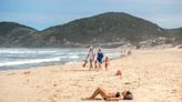 Praia do Rosa, el destino familiar de estilo “hippie chic” en Brasil que los argentinos coparán (otra vez) este verano