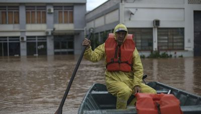 Al menos 29 muertos y 60 desaparecidos por las lluvias que azotan el sur de Brasil