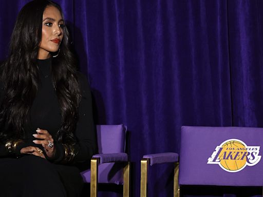 Vanessa Bryant Sends Condolences After Death of Kobe’s Dad, Joe Bryant