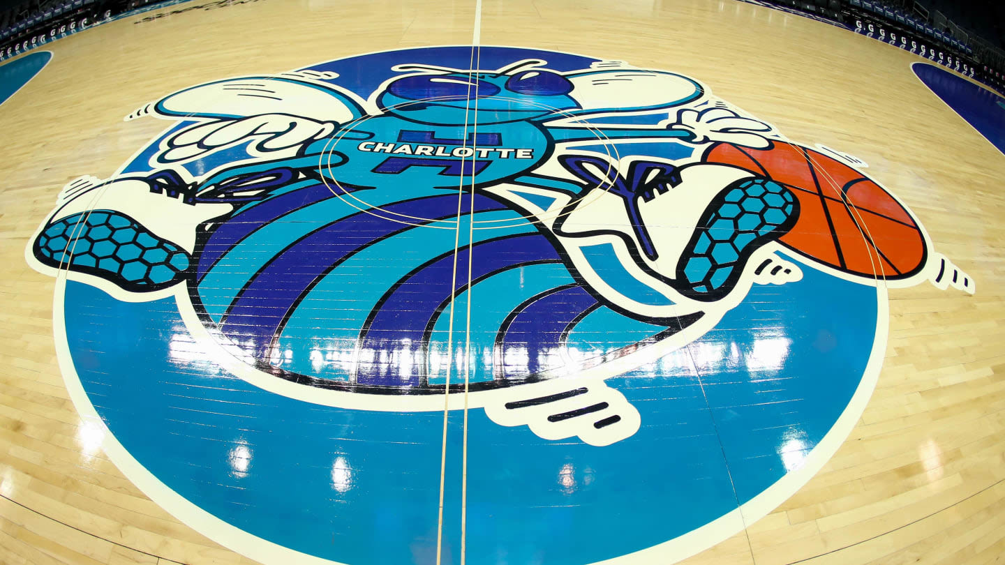 Charlotte Hornets Officially Trade For NBA Champion Point Guard