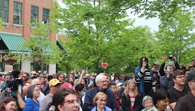 Hundreds gather for IU faculty-led protest calling for Whitten, Shrivastav's resignations