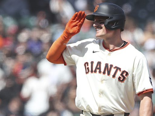 Chapman wins 2024 Willie Mac Award to cap first Giants season