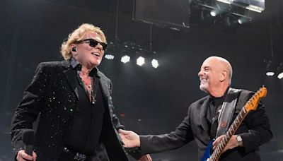 Watch Axl Rose Sing With Billy Joel at Final MSG Residency Show