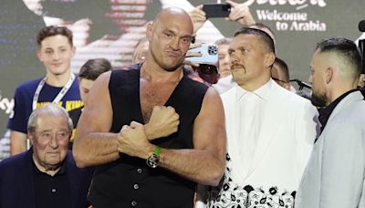Johnny Nelson: Tyson Fury will beat Oleksandr Usyk if he turns up at his best