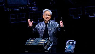 Nvidia stock pops 9%, tops $1,000 after earnings beat forecasts, announces stock split and dividend hike