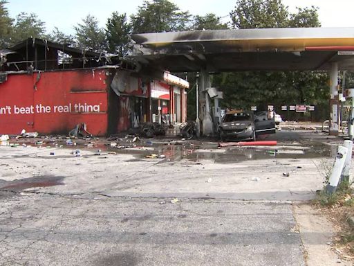 Midtown Atlanta gas station goes up in flames after motorcycle catches fire