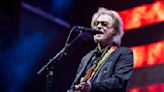 Daryl Hall Plays Concert Full of Hall & Oates Classics in the Midst of Legal Battle and Restraining Order