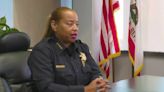 Angela Averiett rompe barreras como la primera jefa de policía afroamericana de San Leandro