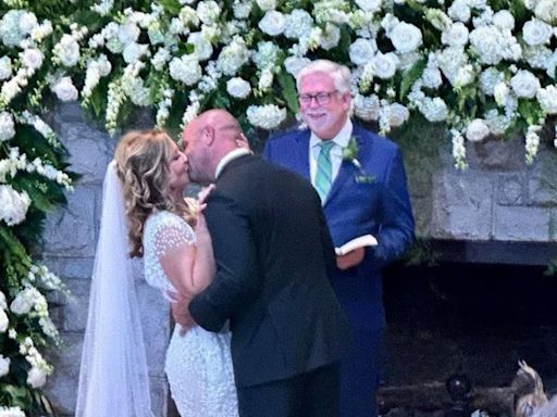 Former Lexington TV anchor Nancy Cox married her ‘Prince Charming.’ See wedding photos