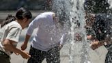 Tres fenómenos mantendrán fuertes lluvias, rachas de viento y altas temperaturas en México