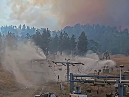 Snow-makers save Mountain High ski resort from Bridge Fire