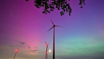 Alerta por una tormenta solar geomagnética que afecta a la Tierra: qué es y por qué se producen auroras boreales