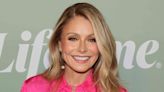 Kelly Ripa Wore 2023’s Popular Summer Skirt Trend With a Supermodel Staple